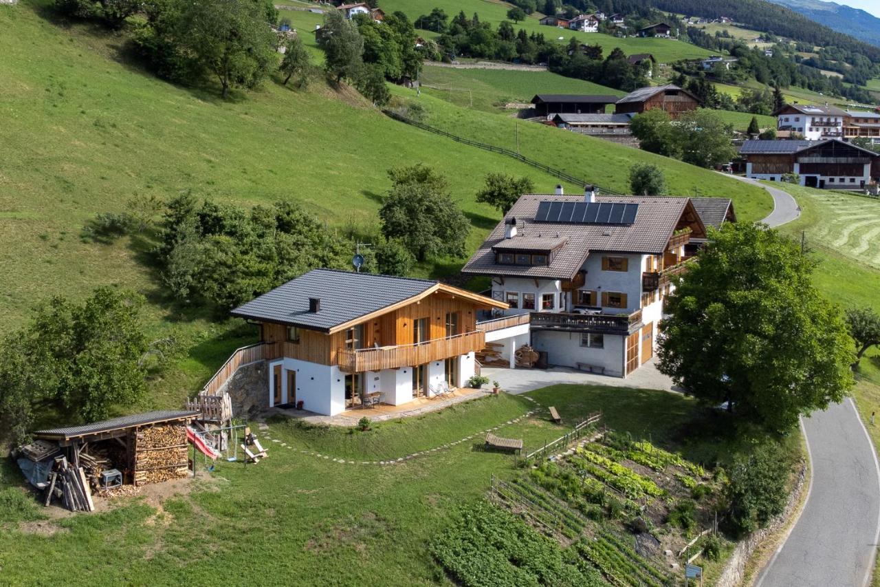 Hauserhof In - Moderne Mit 2 Badezimmer Und 2 Schlafzimmer