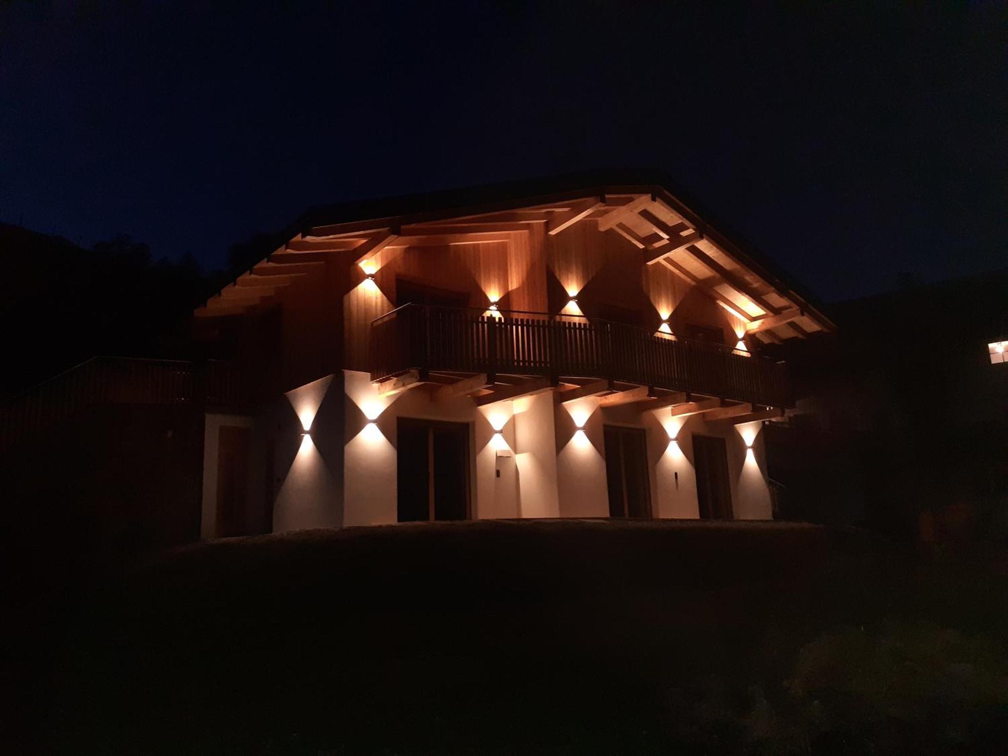 Hauserhof In - Moderne Mit 2 Badezimmer Und 2 Schlafzimmer